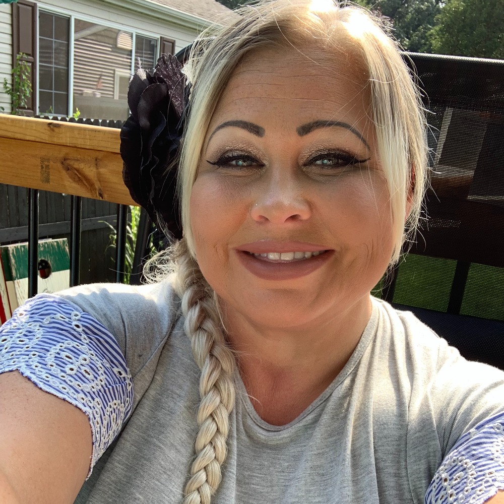 Meet your Posher, Stacie